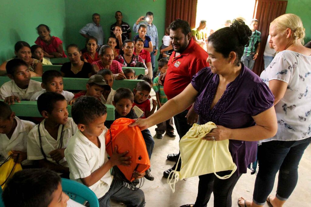 Honduras-Childrens-Ministry-IMG_9015